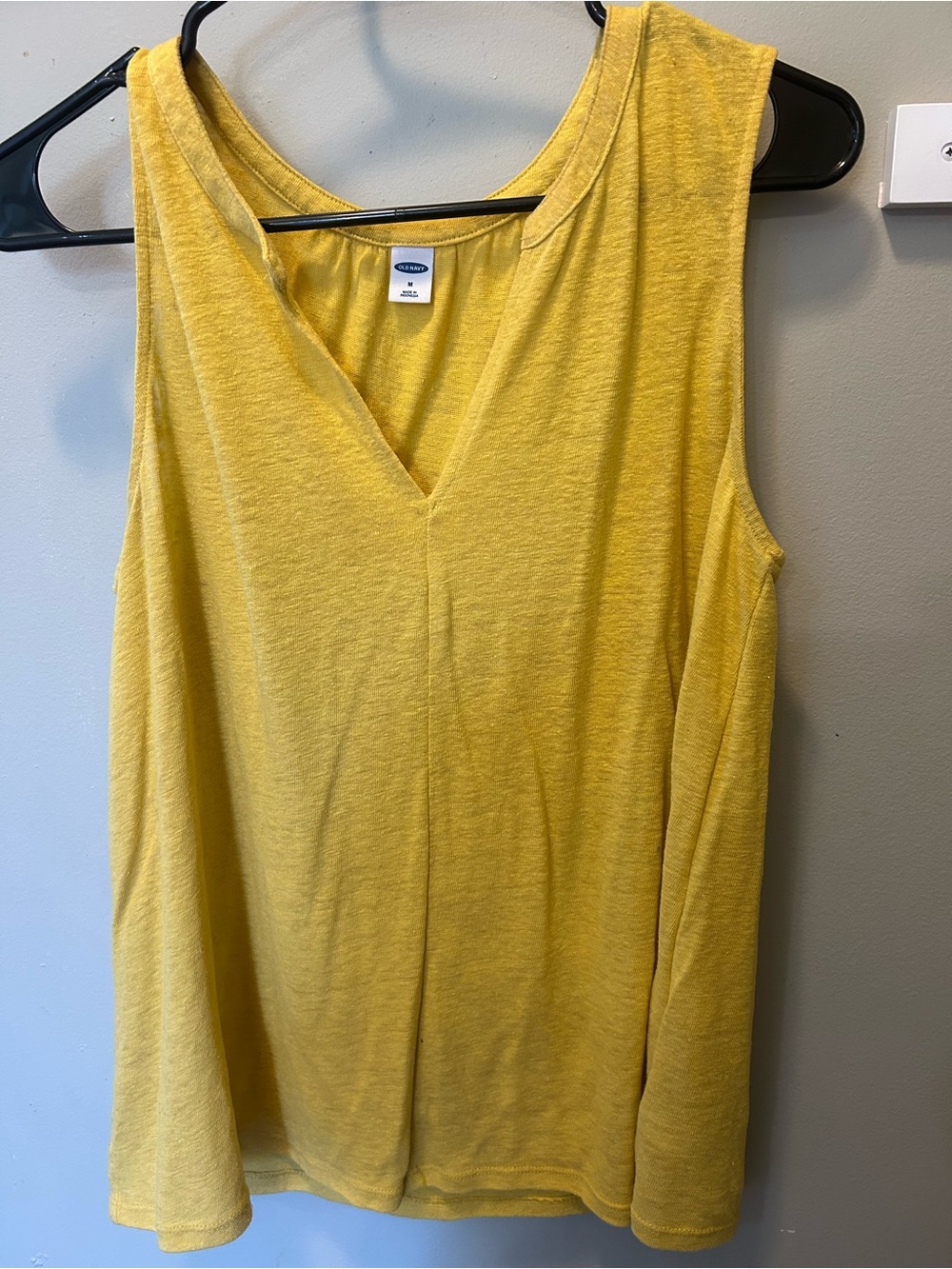Old Navy Yellow V-Neck Tank Top